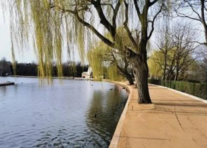Welcome 2 Bedrooms Flat In Wimbledon